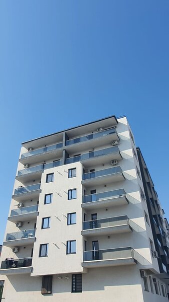 Metrou Berceni aproape, 2cam